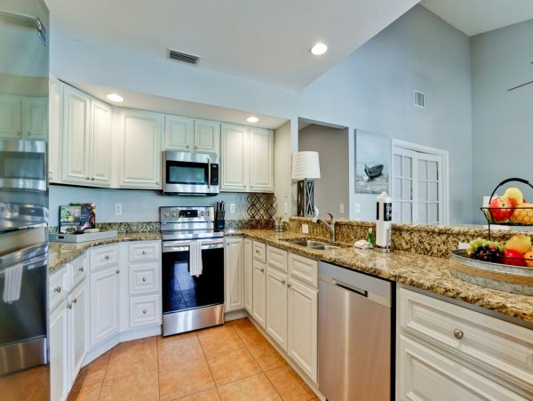 Charming Bradenton 4 Bedroom Vacation Home With Heated Pool