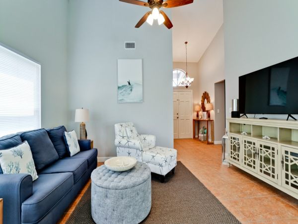 Charming Bradenton 4 Bedroom Vacation Home With Heated Pool
