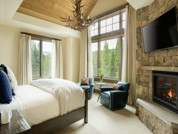Big Sky Luxury 10 Bedrooms Ski-In/Ski-Out Vacation Home