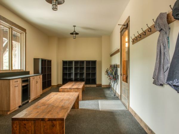 Big Sky Luxury 10 Bedrooms Ski-In/Ski-Out Vacation Home