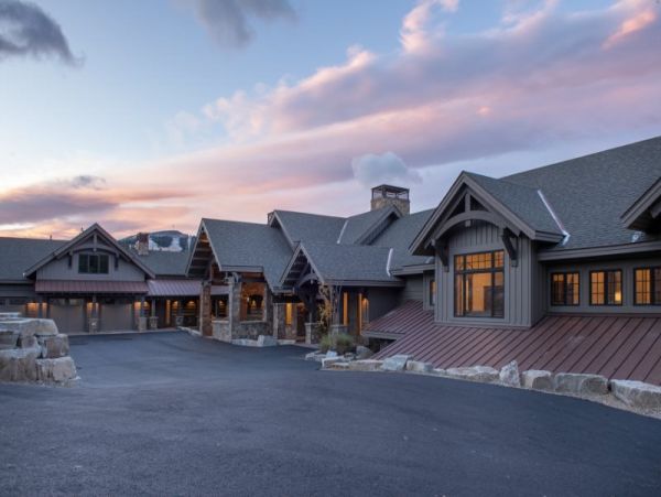 Big Sky Luxury 10 Bedrooms Ski-In/Ski-Out Vacation Home