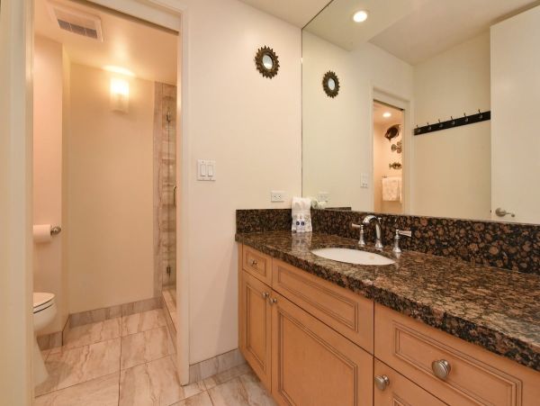 Beach Vacation Condo in Lahaina Sleeps Six Guests