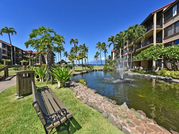 Beach Vacation Condo in Lahaina Sleeps Six Guests