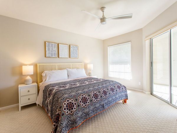 Naples Vacation Condo with Pool, Golf Course & Tennis Court