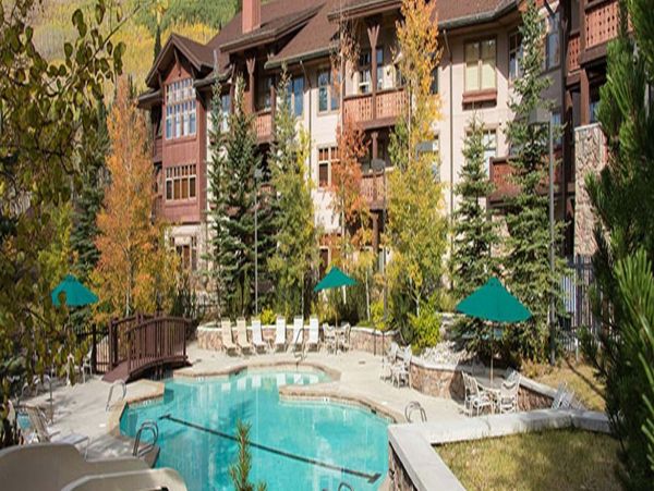 Brighton Condo 999388