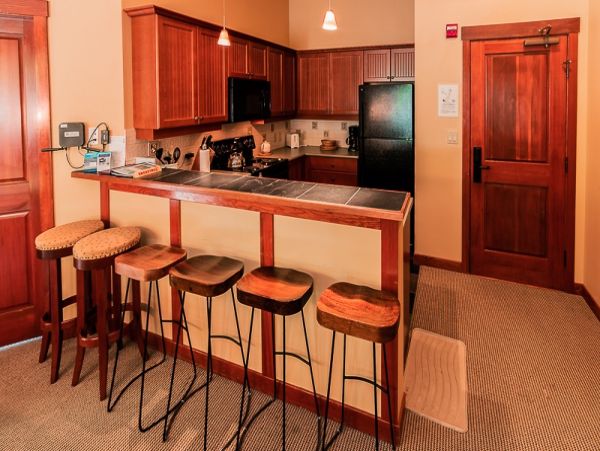Brighton Condo 999388
