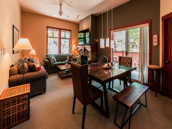 Brighton Condo 999388