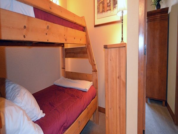 Brighton Condo 999393
