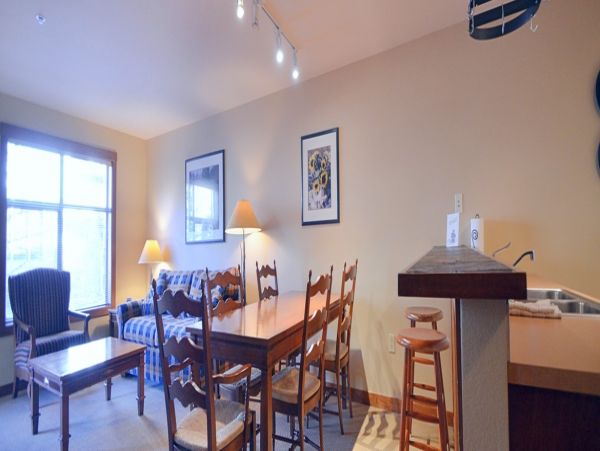 Brighton Condo 999393