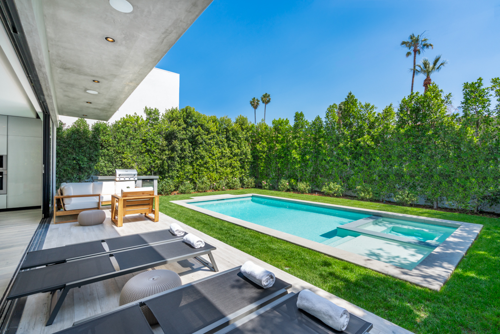 Los Angeles Home 999402