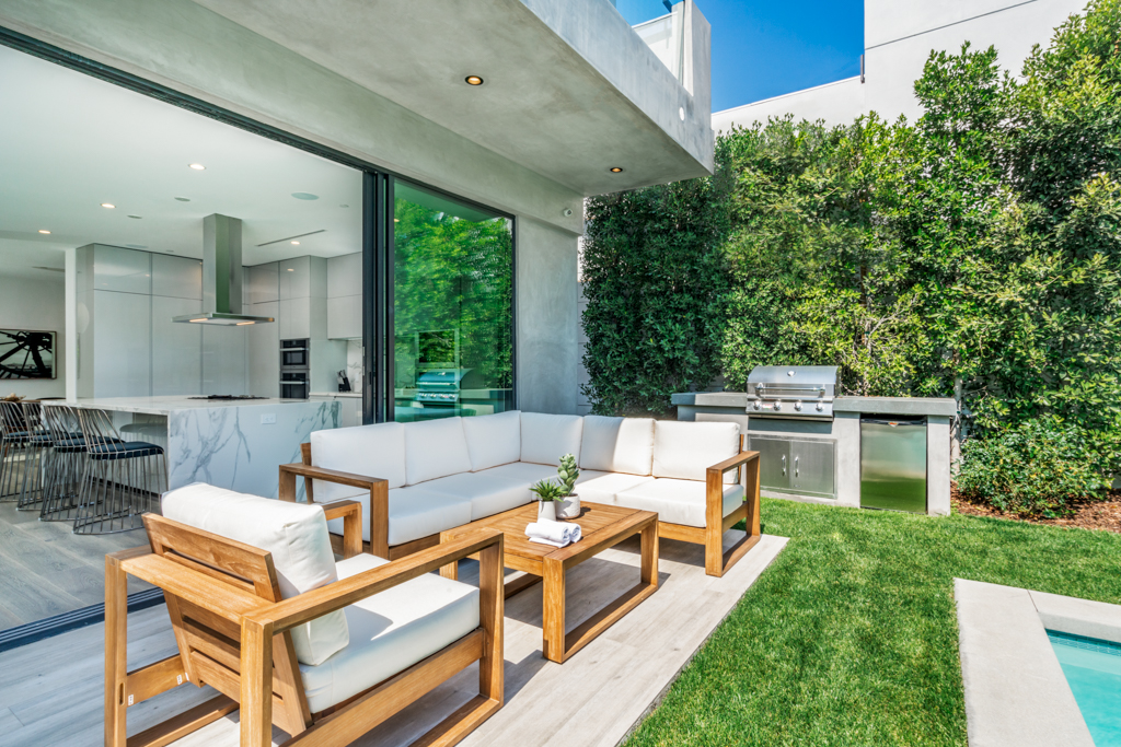 Los Angeles Home 999402