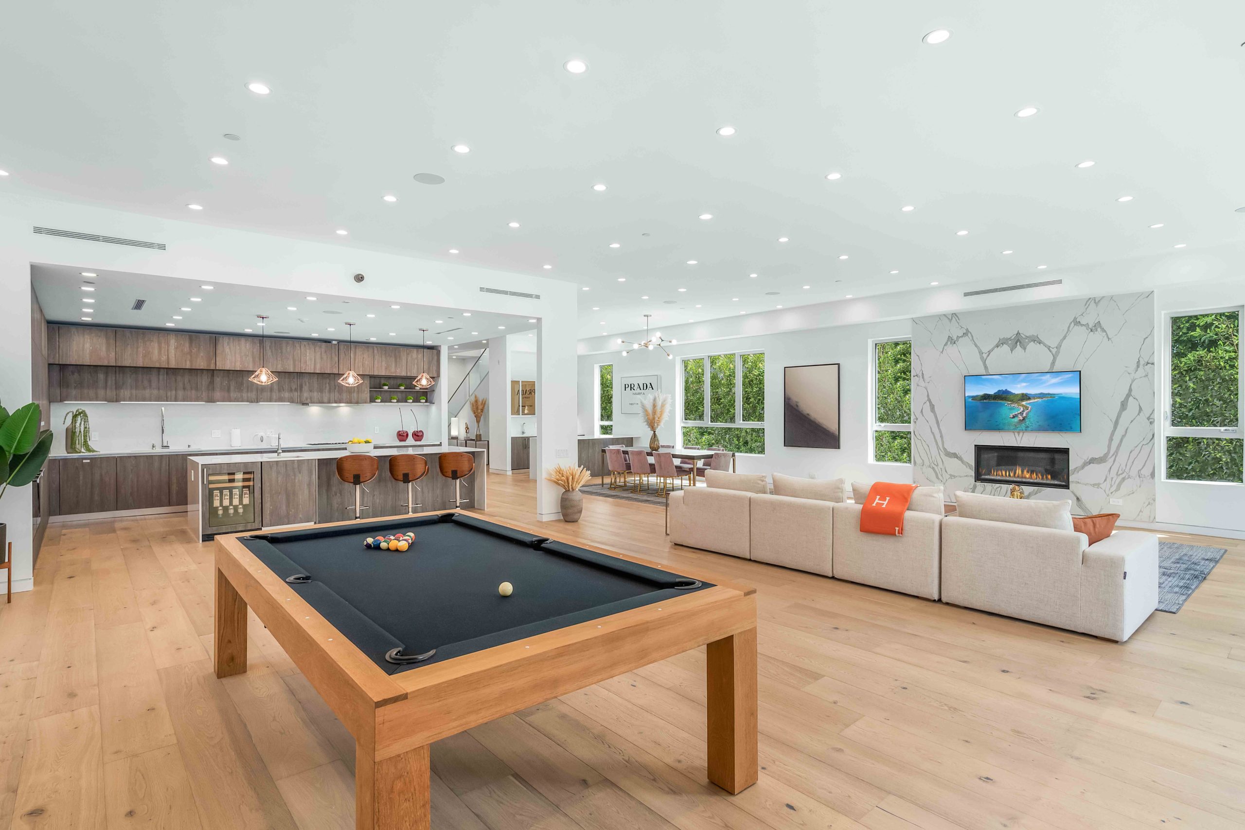 Los Angeles Home 999403