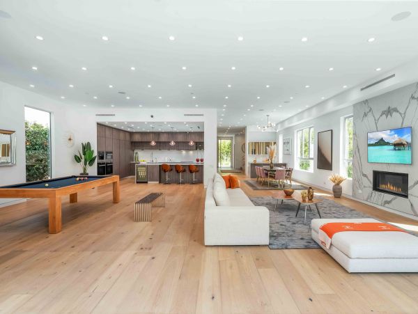 Los Angeles Home 999403