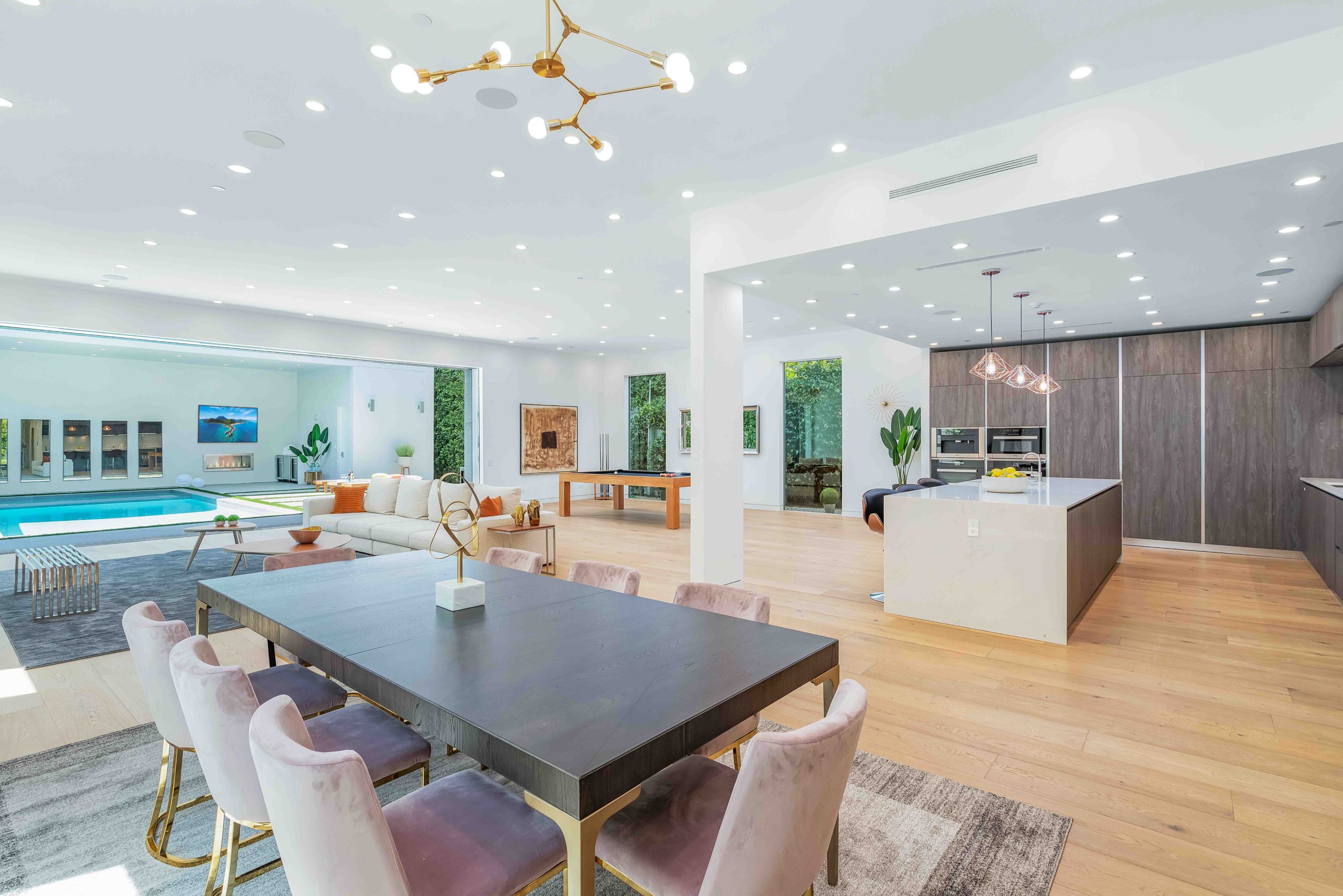 Los Angeles Home 999403
