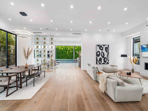 Los Angeles Home 999404