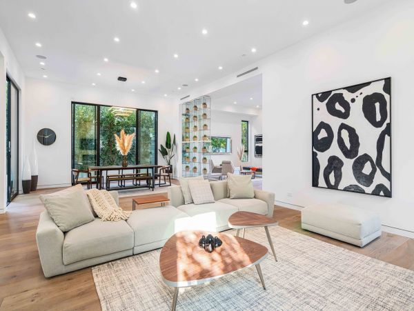 Los Angeles Home 999404