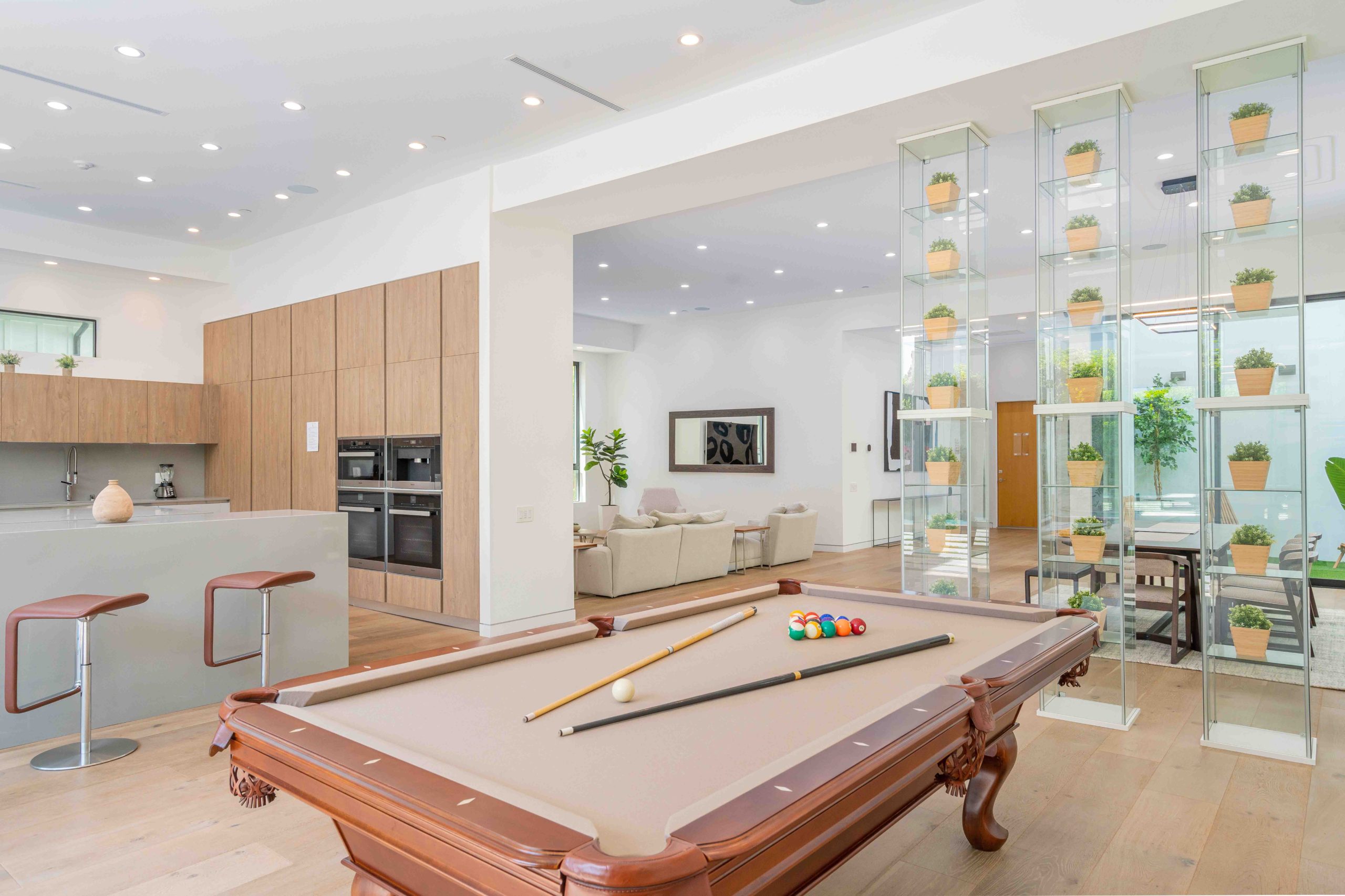 Los Angeles Home 999404
