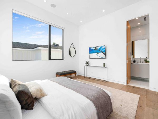 Los Angeles Home 999404