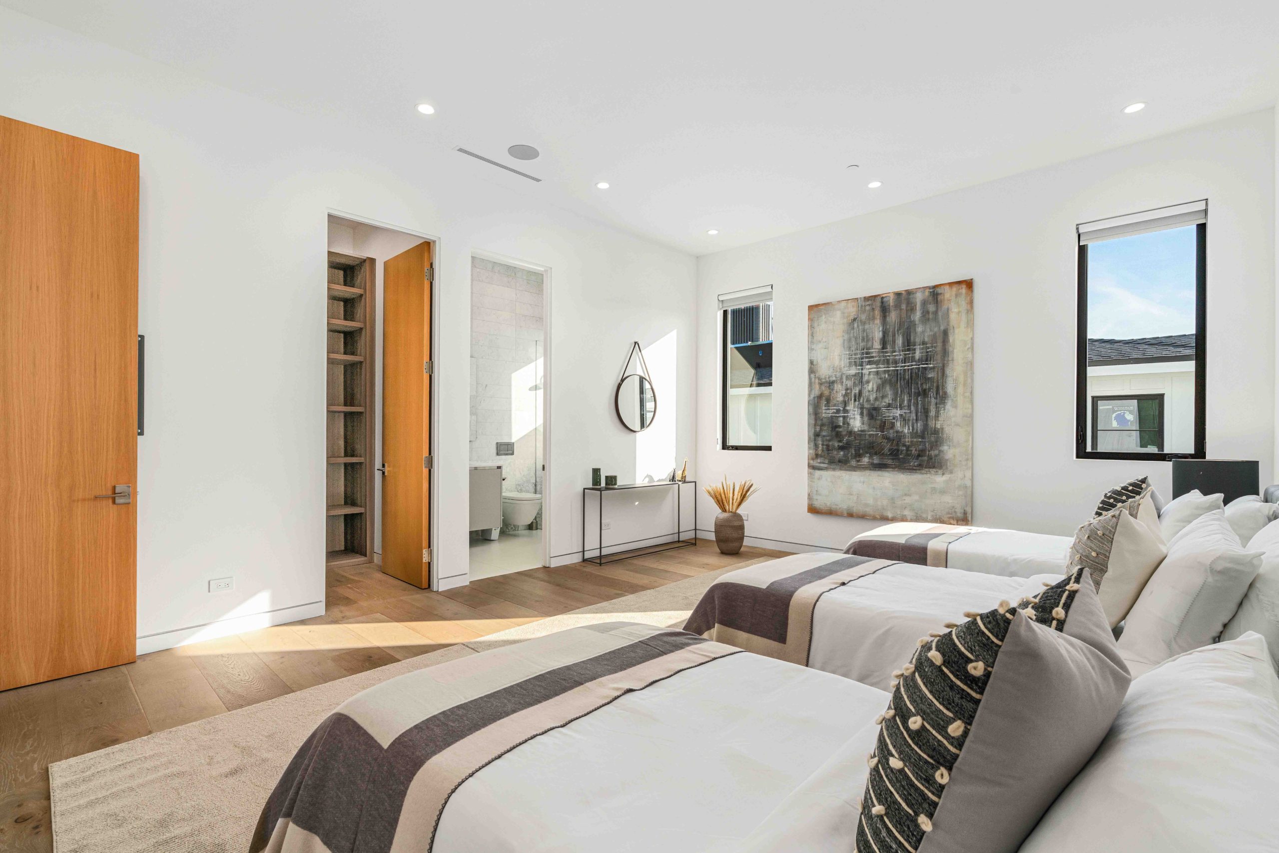 Los Angeles Home 999404
