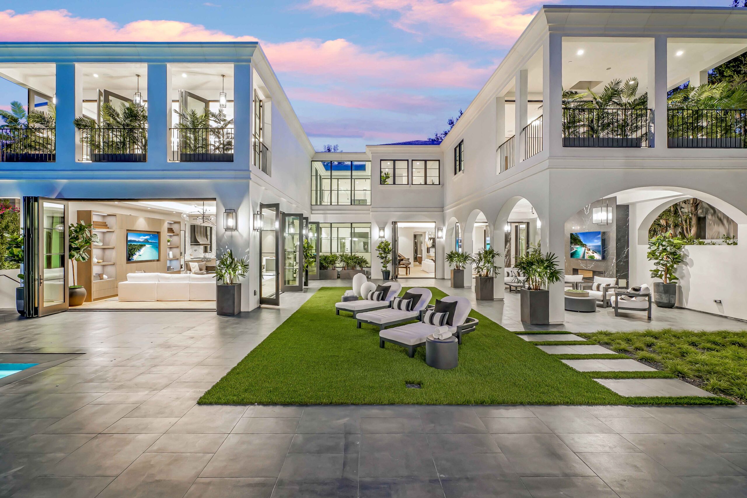 Los Angeles Home 999405