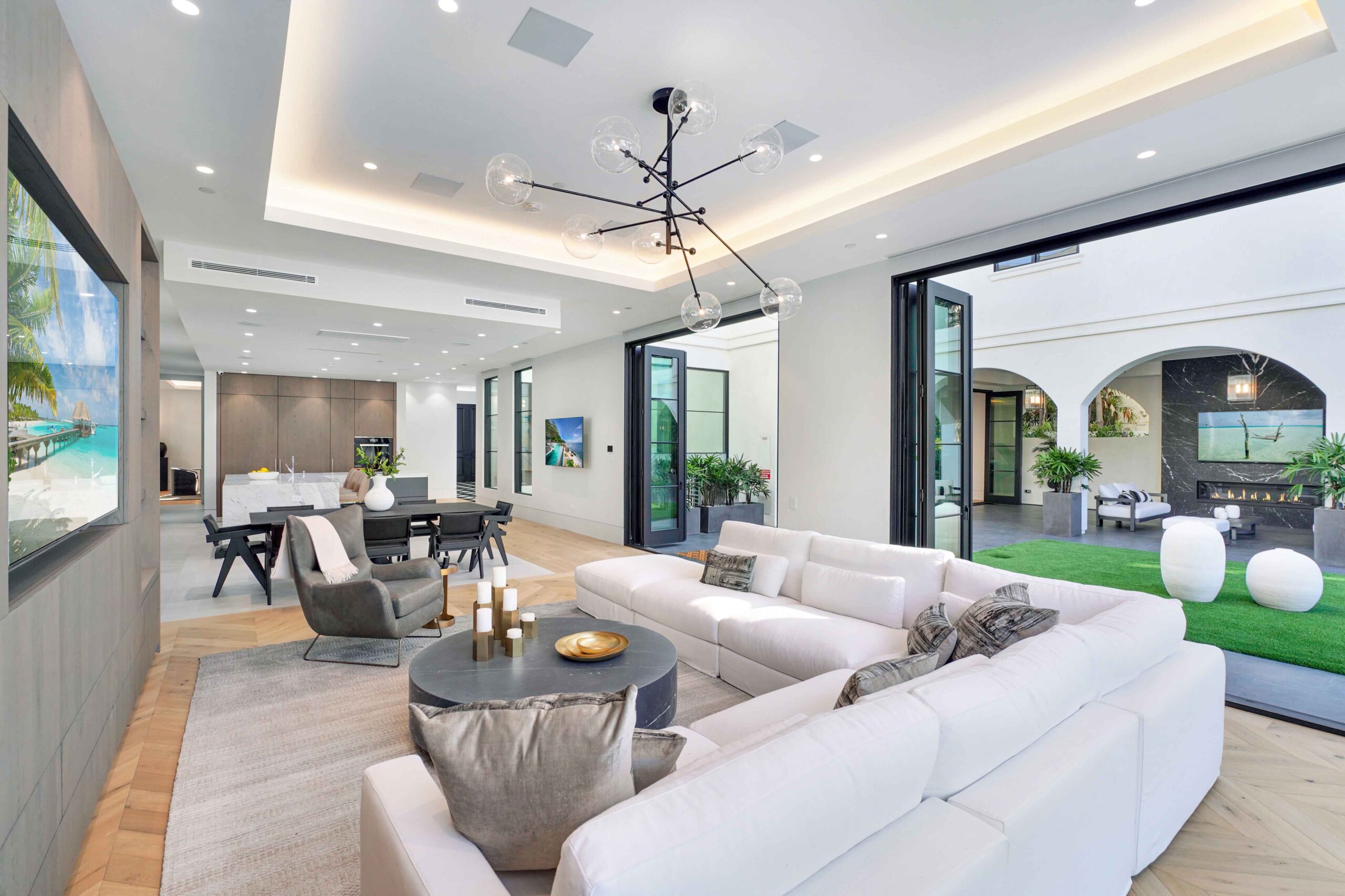 Los Angeles Home 999405