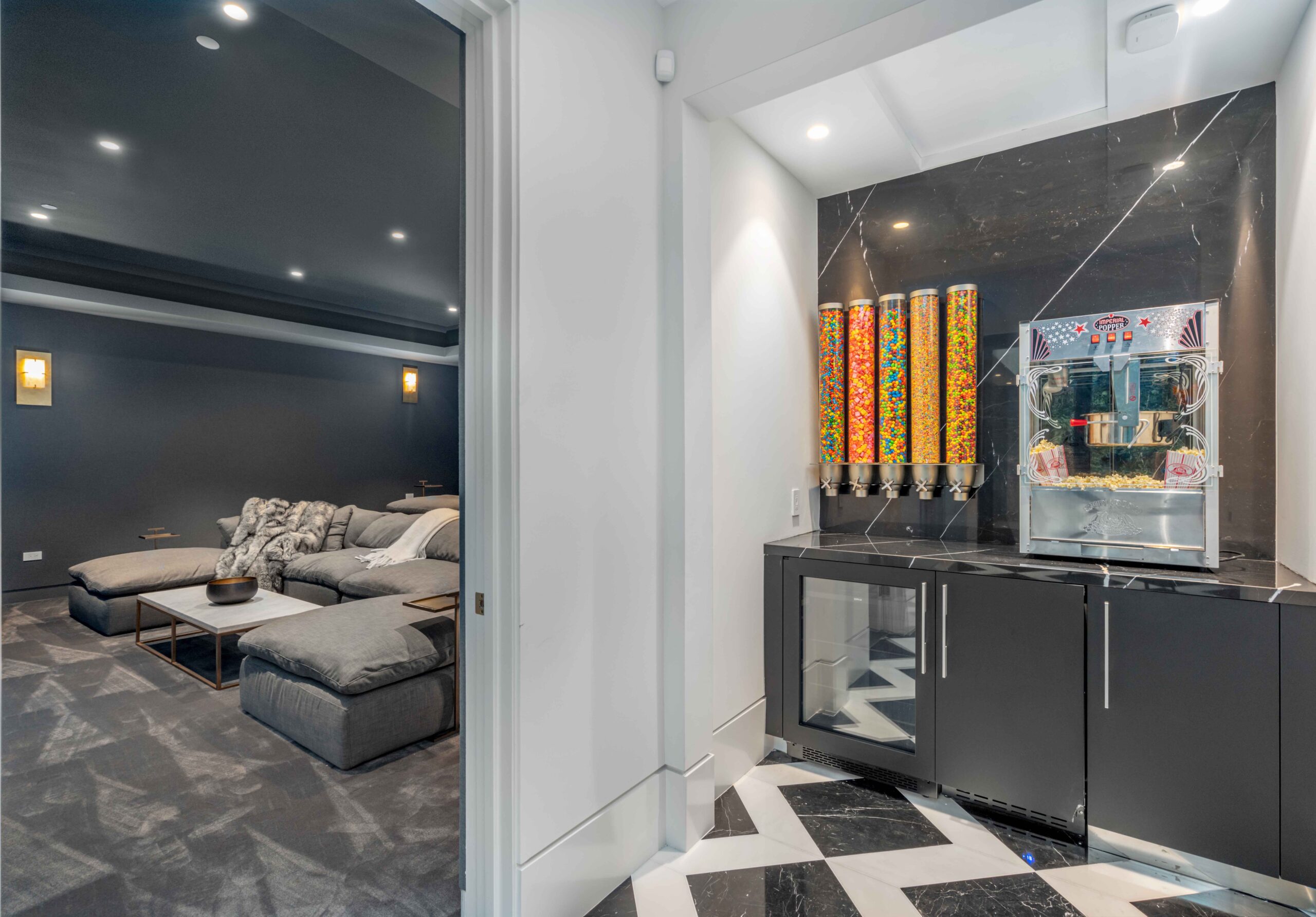 Los Angeles Home 999405