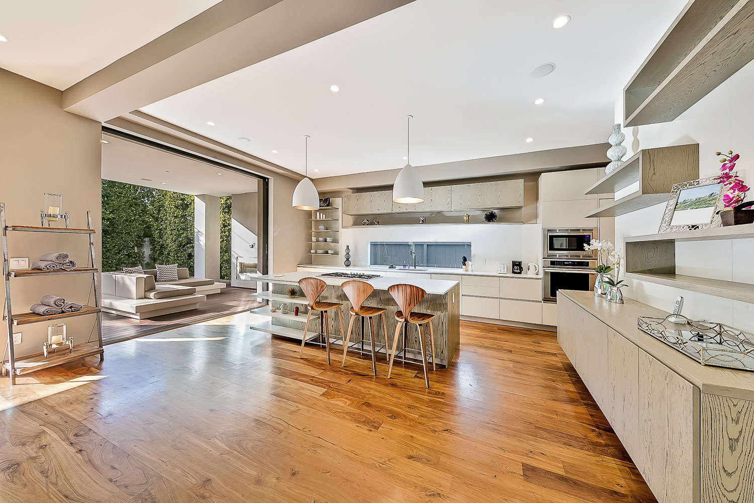 Los Angeles Home 999406