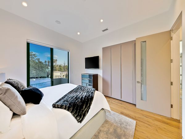 Los Angeles Home 999406