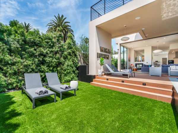 Los Angeles Home 999407