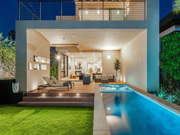 Los Angeles Home 999407