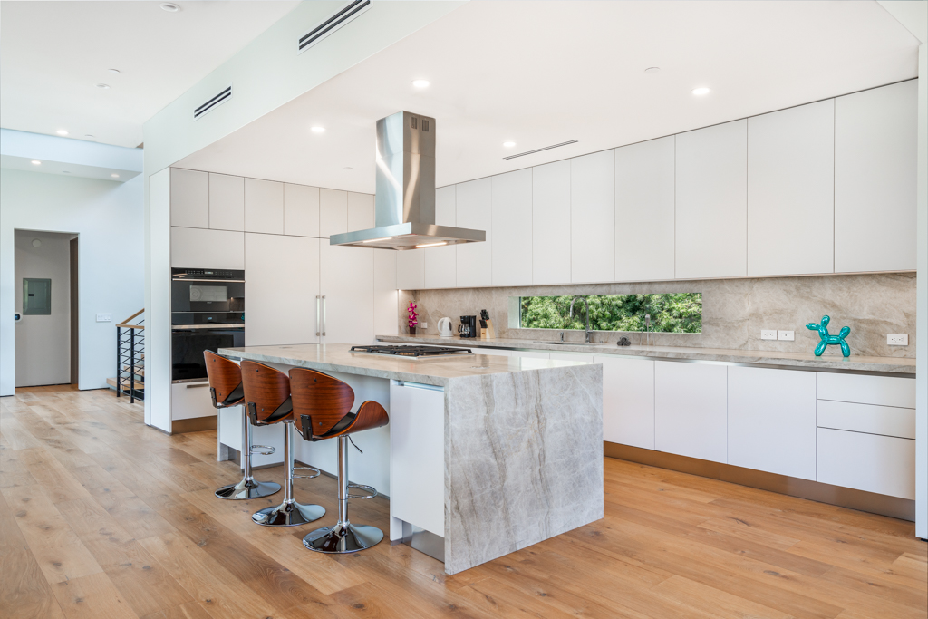 Los Angeles Home 999407