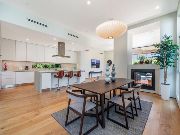 Los Angeles Home 999407