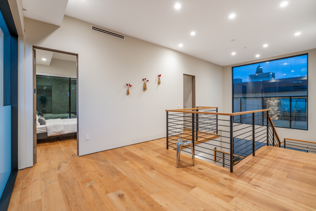 Los Angeles Home 999407