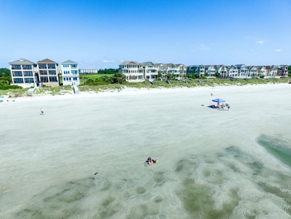 On Beach Hilton Head Vacation Pool Home With 6 Bedrooms
