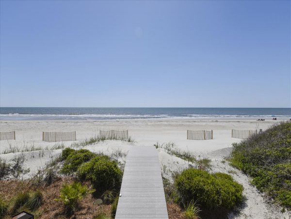 On Beach Hilton Head Vacation Pool Home With 6 Bedrooms