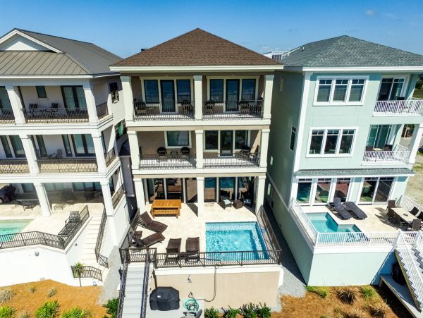 On Beach Hilton Head Vacation Pool Home With 6 Bedrooms