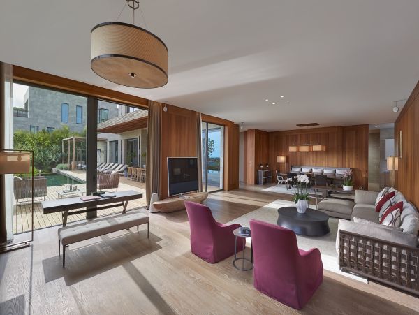 Los Angeles Home 999409