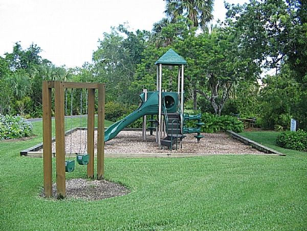 Bonita Springs Condo 999415