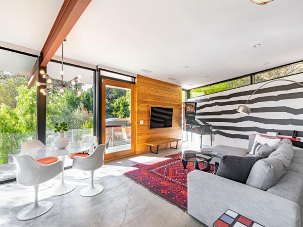 Los Angeles Home 999420
