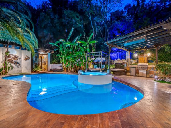 Los Angeles Home 999421