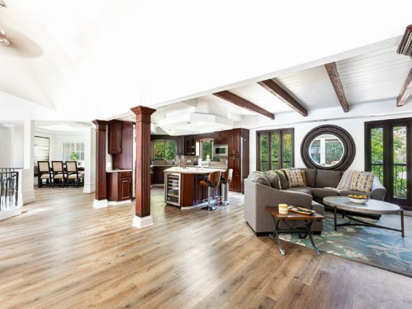 Los Angeles Home 999421