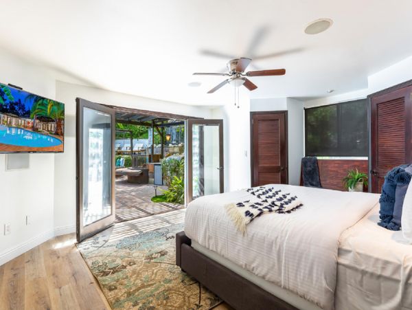 Los Angeles Home 999421
