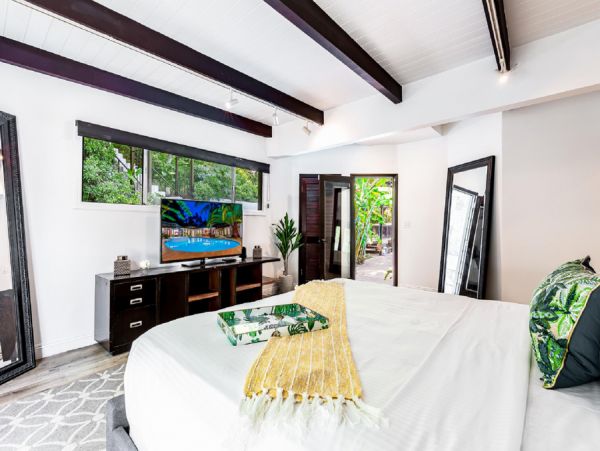 Los Angeles Home 999421