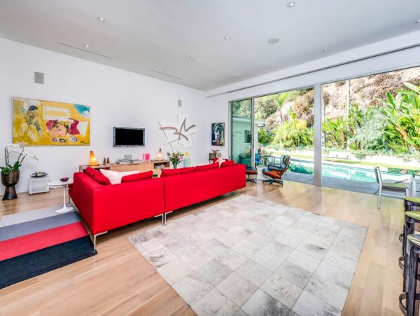 Los Angeles Home 999422