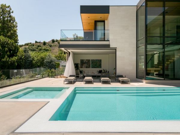 Los Angeles Home 999423