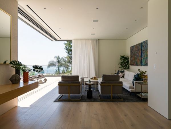 Los Angeles Home 999423