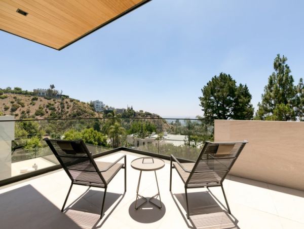 Los Angeles Home 999423