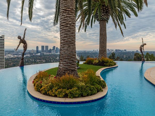 Los Angeles Home 999425