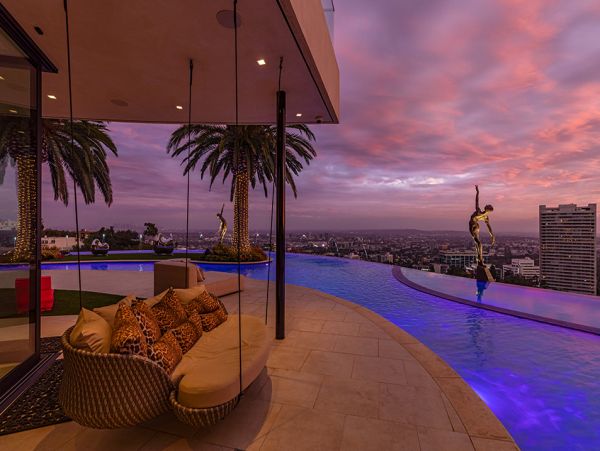 Los Angeles Home 999425