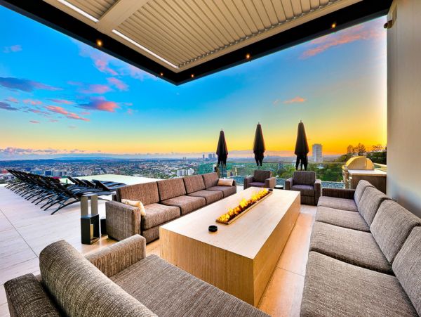 Los Angeles Home 999426